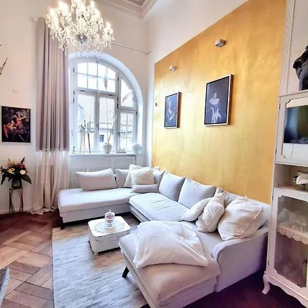 Apartment Unterm Barockhimmel *